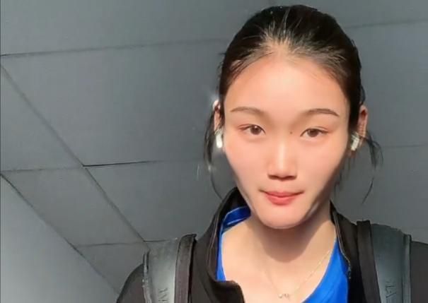 41岁的托蒂遗憾退役，斯帕莱蒂也于当赛季末从罗马离任。